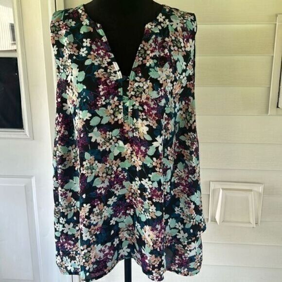 Maurices Tops - Maurice’s plus size 2 blouse sleeveless